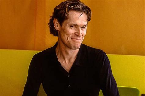 Il We Love You, Willem Dafoe Tour: Un Viaggio Cinematografico tra Follia e Genio!